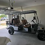 Charming 3/2 Beach House W/ Pool & Golf Cart Included - 1 Min Walk To Beach
