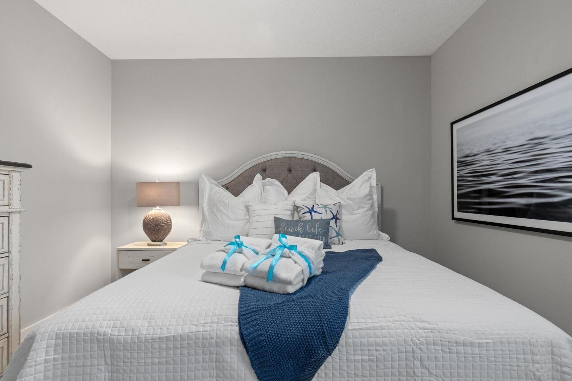 Holiday home Charming 3/2 House W/ Pool & Golf Cart Included - 1 Min Walk To Panama City Beach